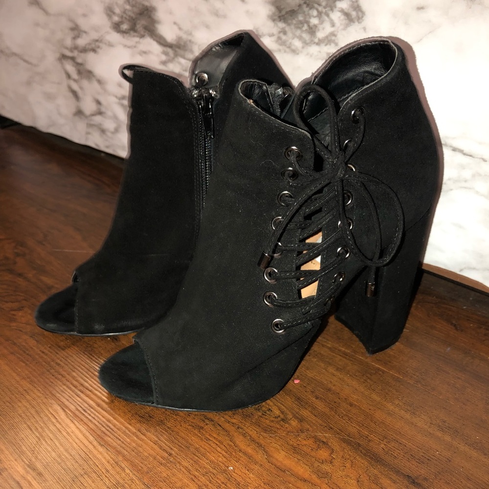 Steve Madden peep toe booties